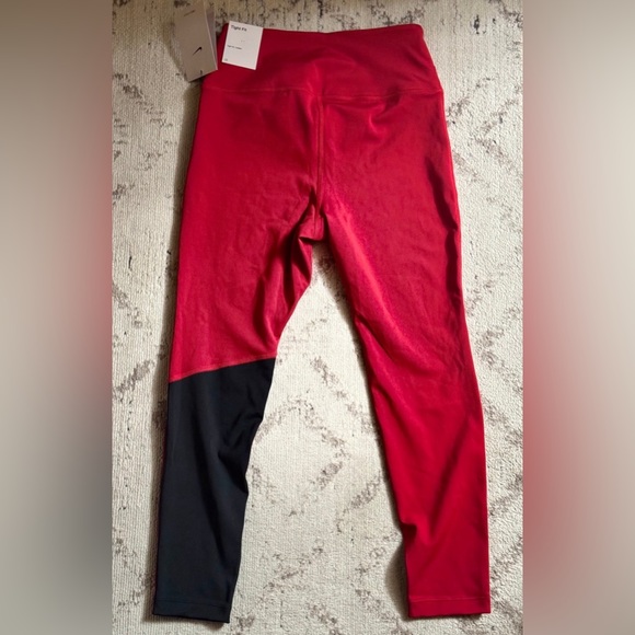Women’s Nike Dri Fit San Francisco 49rs Leggings. NWT. Size Small Sold out $Firm - Picture 7 of 11